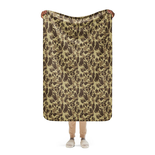Frog Skin M1942 Beach CAMO Sherpa Blanket - 37″×57″