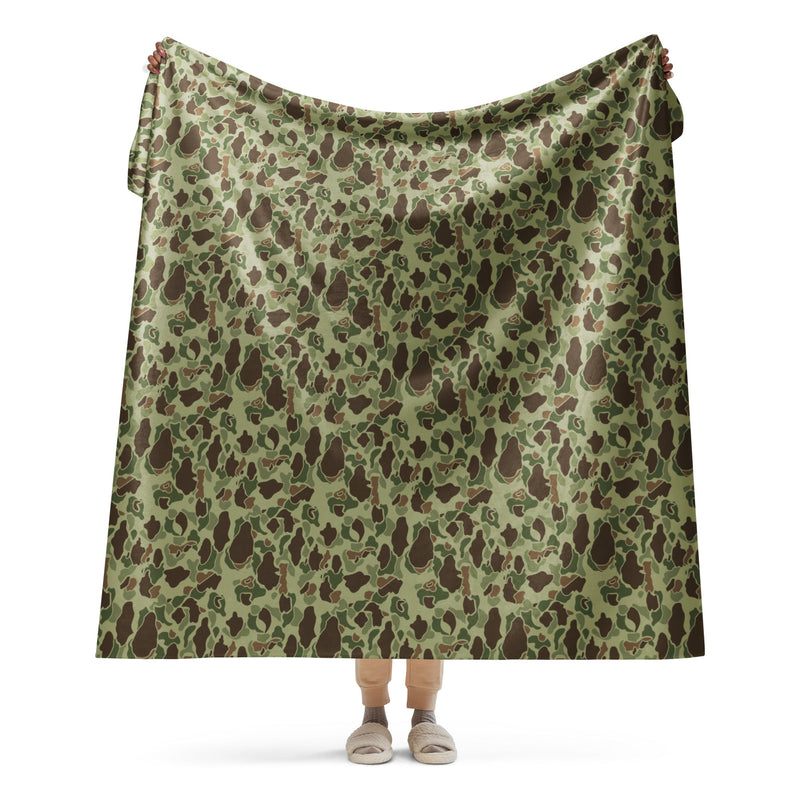 Frog Skin M1942 Jungle CAMO Sherpa Blanket - 60″×80″