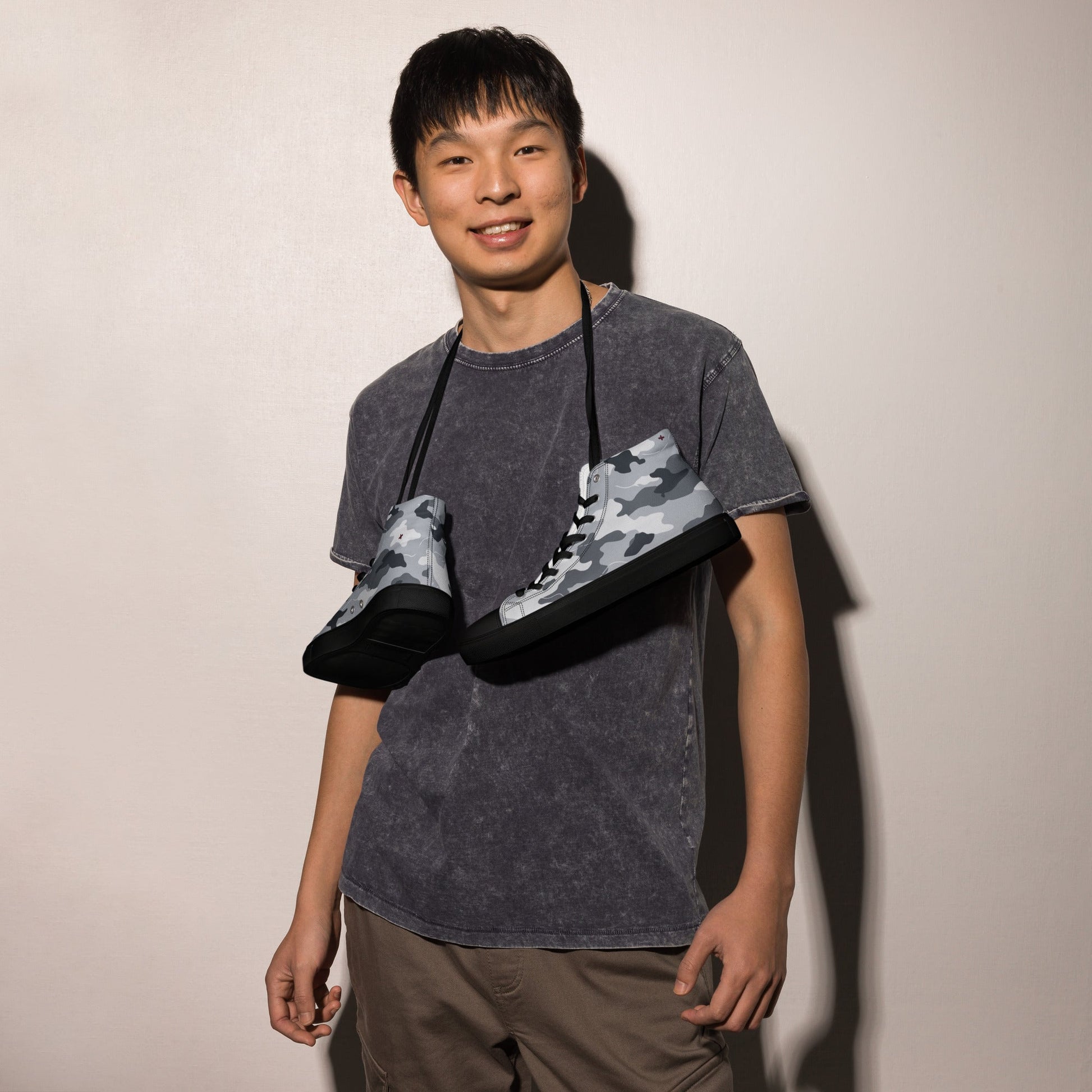 Frozen Tundra Topo CAMO Mens high top canvas shoes - High Top Canvas Shoes