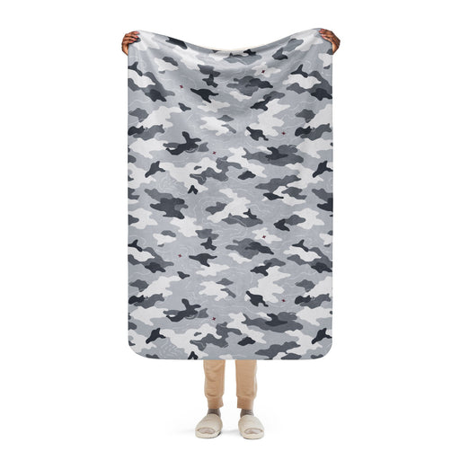 Frozen Tundra Topo CAMO Sherpa Blanket - 37″×57″