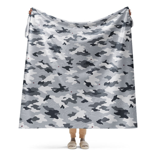 Frozen Tundra Topo CAMO Sherpa Blanket - 60″×80″