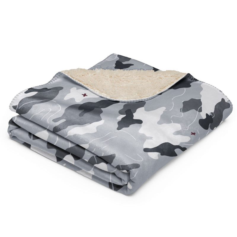 Frozen Tundra Topo CAMO Sherpa Blanket