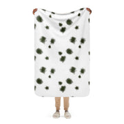 Schneetarn Alpine CAMO Sherpa Blanket - 37″×57″