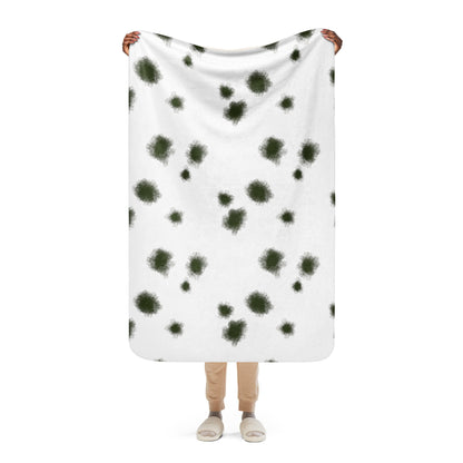 German Alpine Schneetarn CAMO Sherpa blanket - 37″×57″ - Blankets