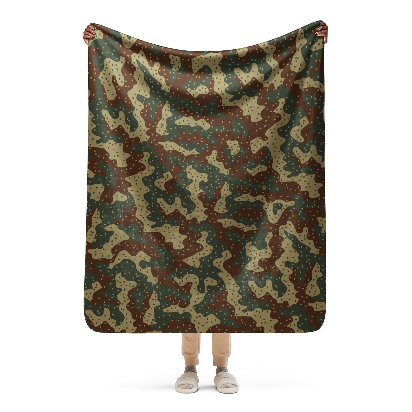 German Ambush Daimler-Benz Tank CAMO Sherpa Blanket - 50″×60″