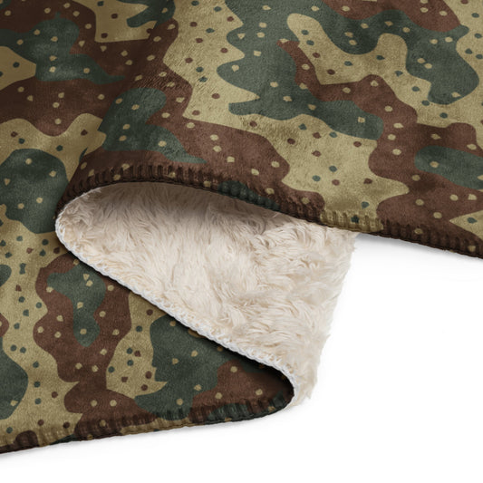 German Ambush Daimler-Benz Tank CAMO Sherpa blanket - Blankets