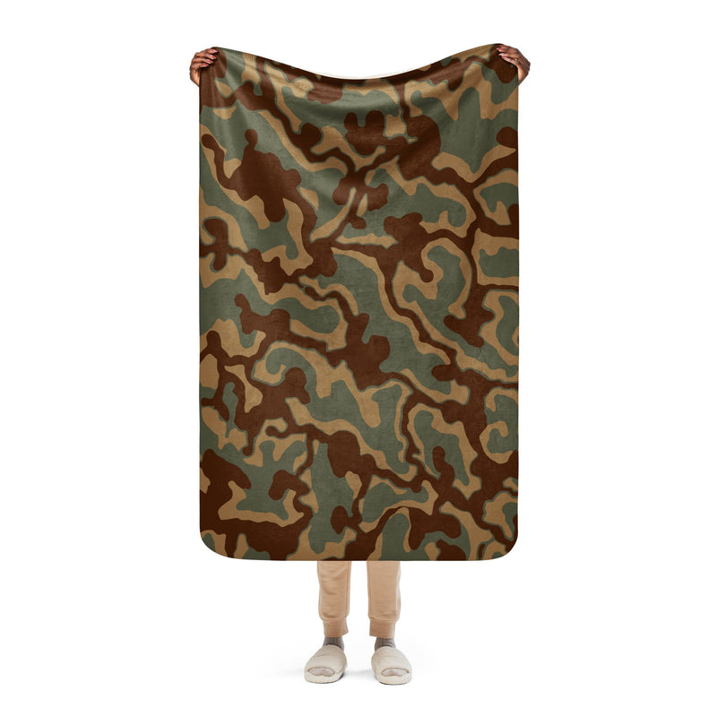 Ambush Tank Normandy CAMO Sherpa Blanket - 37″×57″