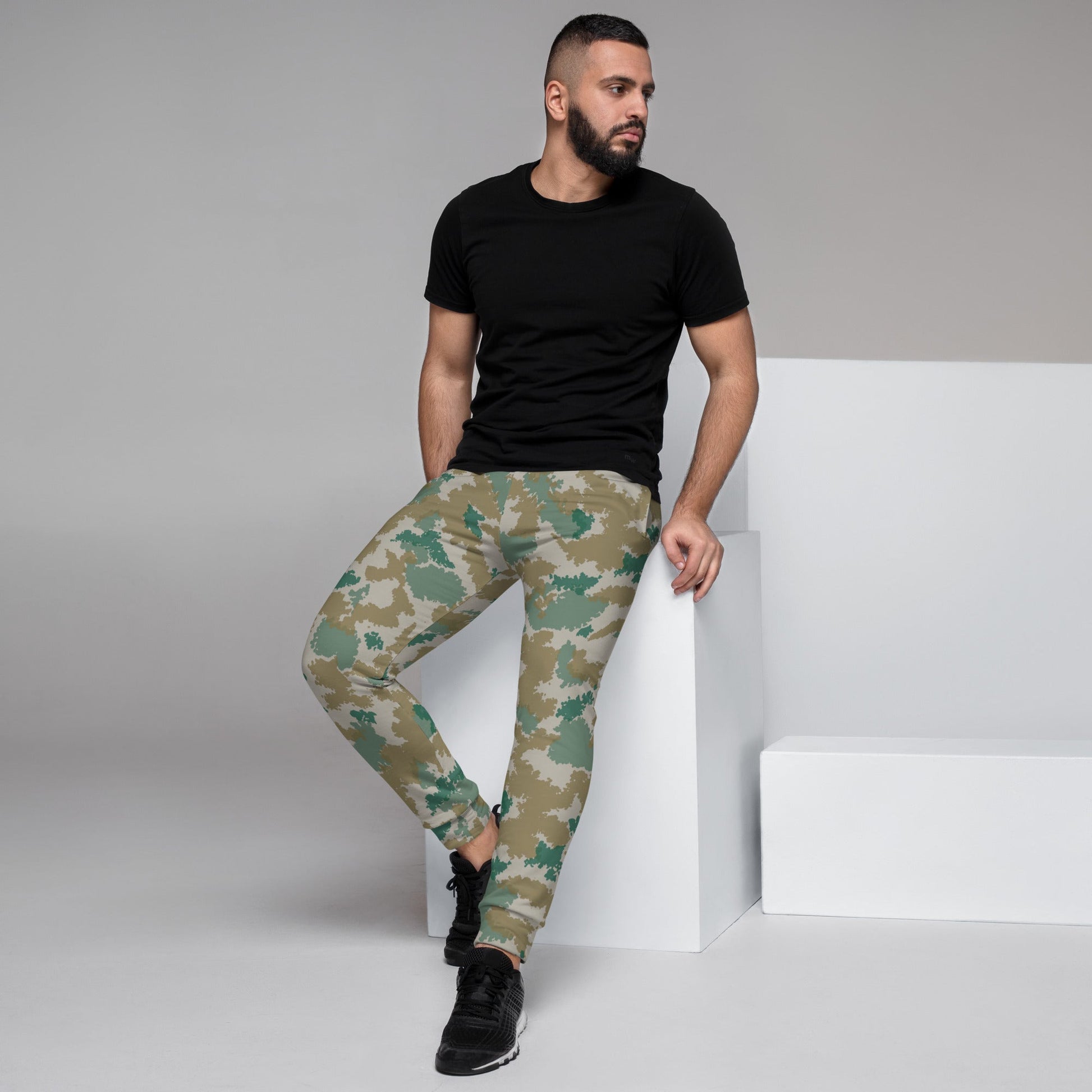 German Flachentarn Blumentarn CAMO Mens Joggers