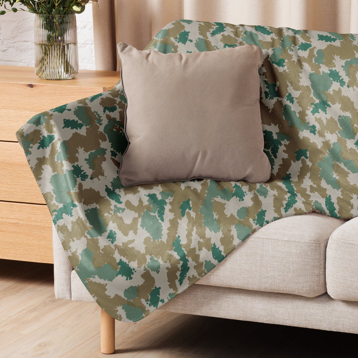 German Flachentarn Blumentarn CAMO Sherpa blanket - Blankets