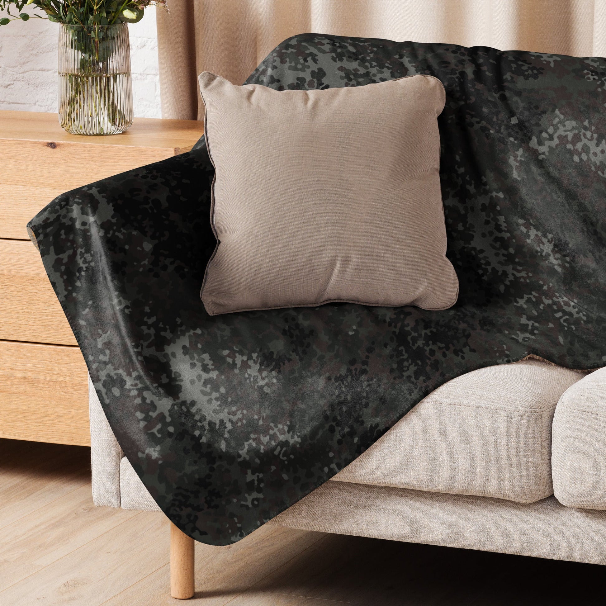 German Flecktarn Black CAMO Sherpa blanket - Blankets