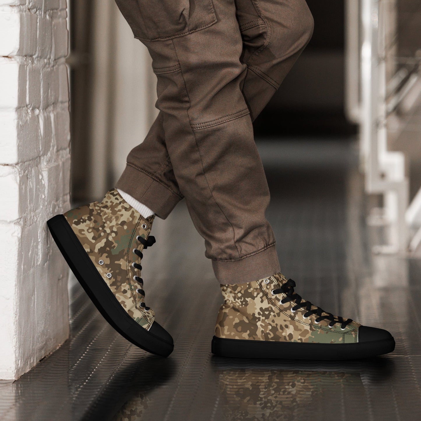 German Flecktarn Desert CAMO Mens High-Top Canvas Shoes - 5