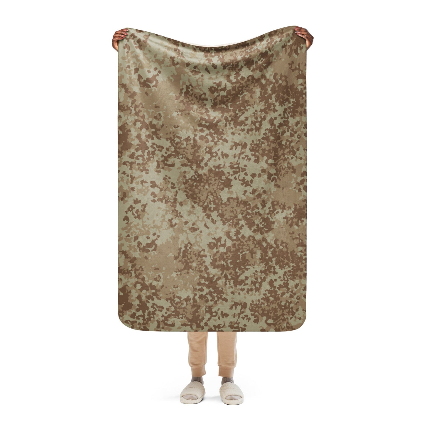 German Flecktarn Desert CAMO Sherpa blanket - 37″×57″ - Blankets