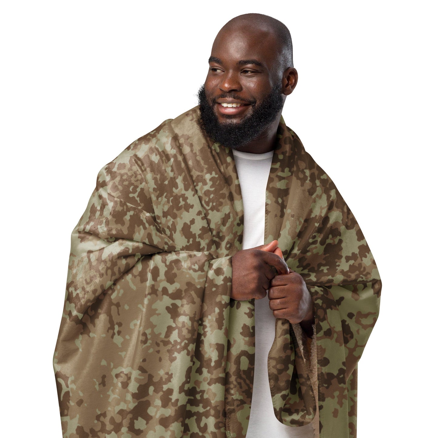 German Flecktarn Desert CAMO Sherpa blanket - Blankets