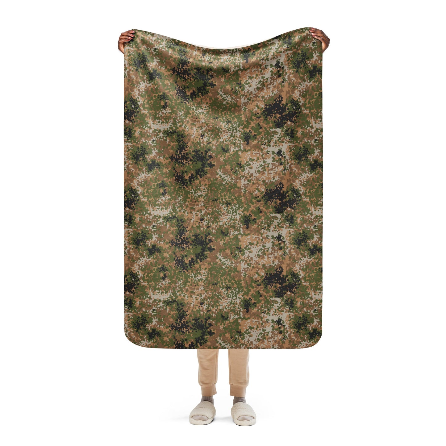 German Flecktarn Multi-terrain CAMO Sherpa Blanket - 37″×57″