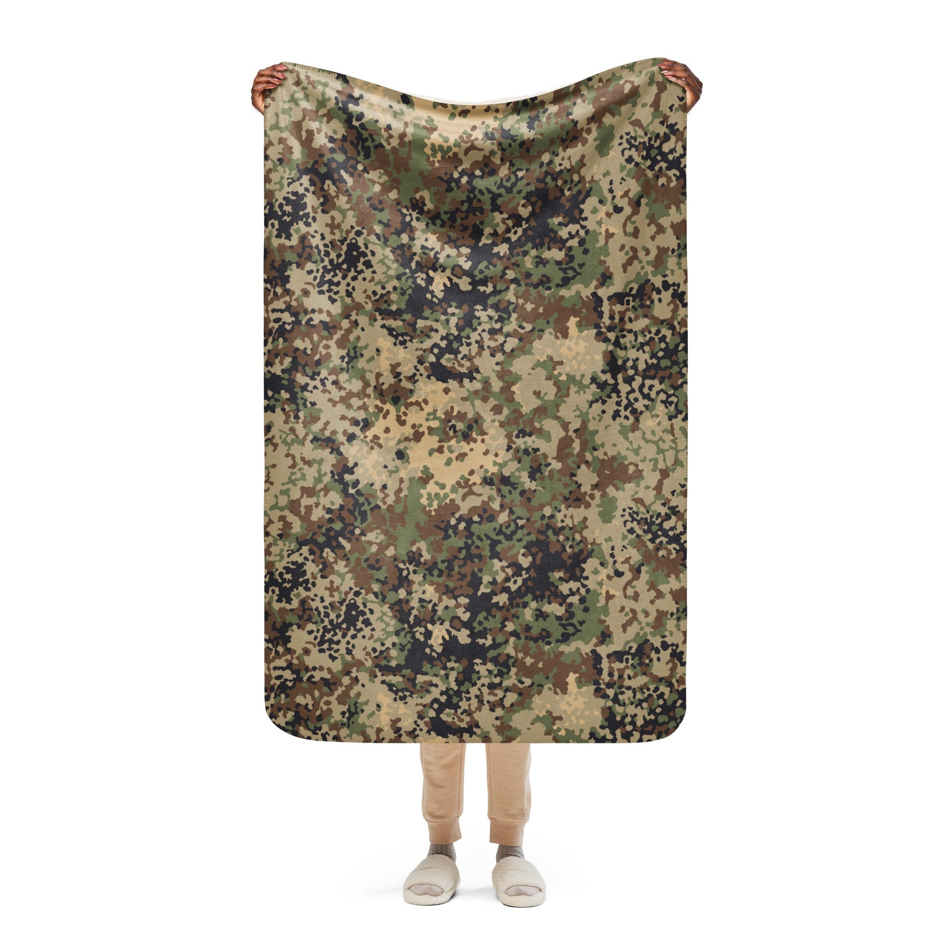 German Flecktarn Multi-terrain CAMO Sherpa blanket - 37″×57″ - Blankets