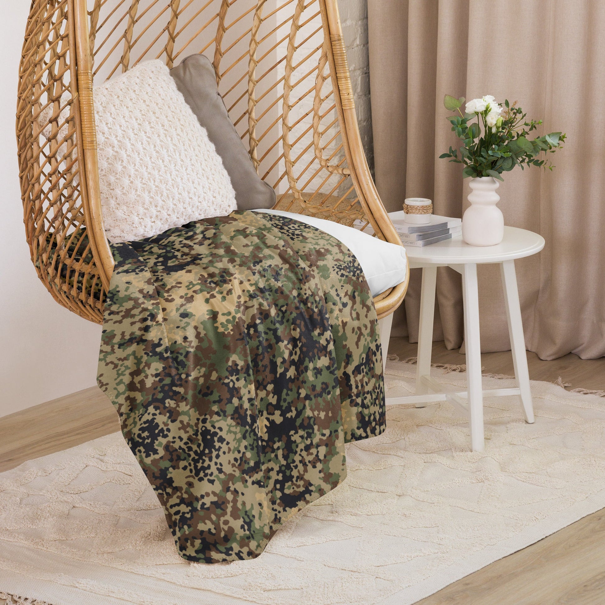 German Flecktarn Multi-terrain CAMO Sherpa blanket - Blankets