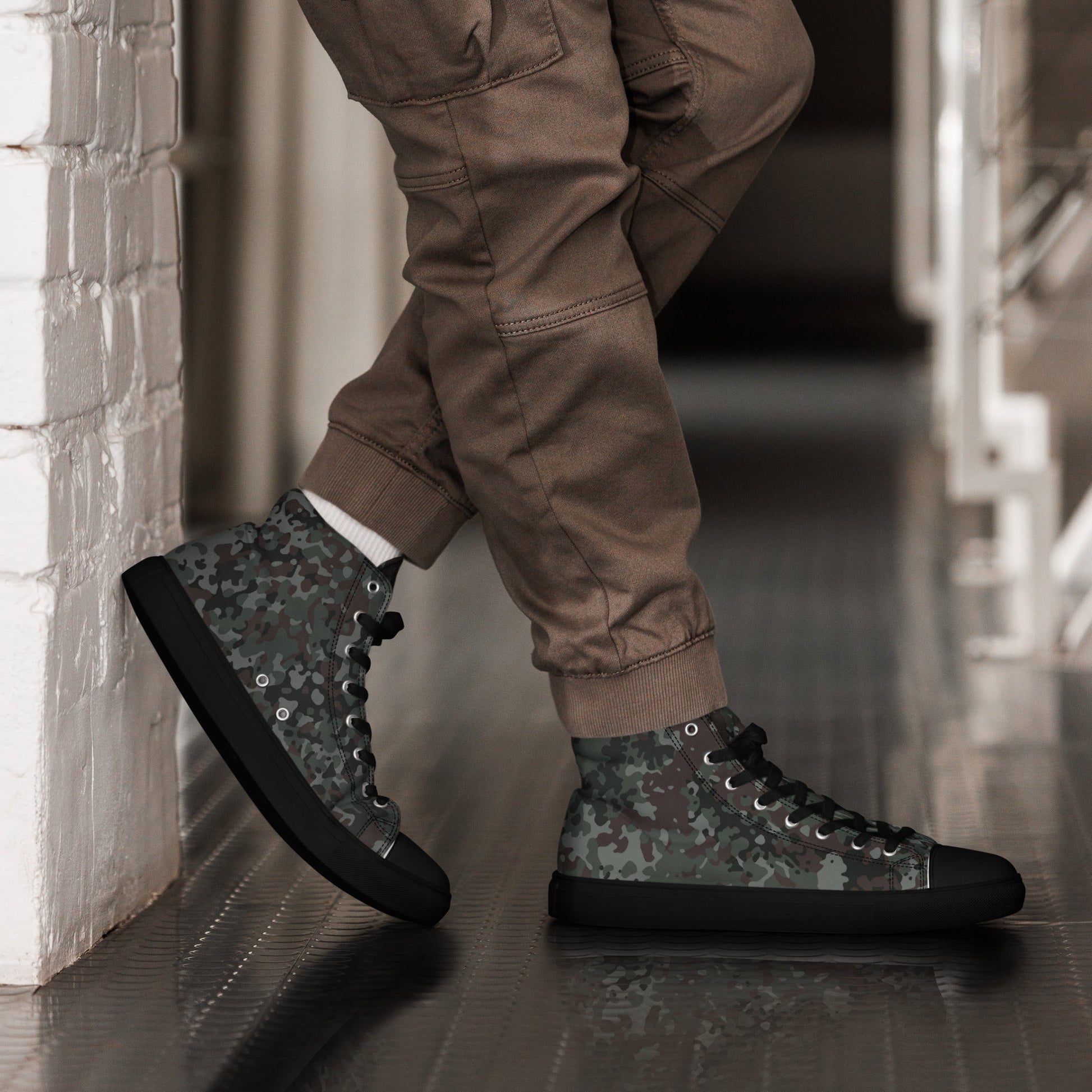 German Flecktarn Night Ops CAMO Mens High-Top Canvas Shoes - 5