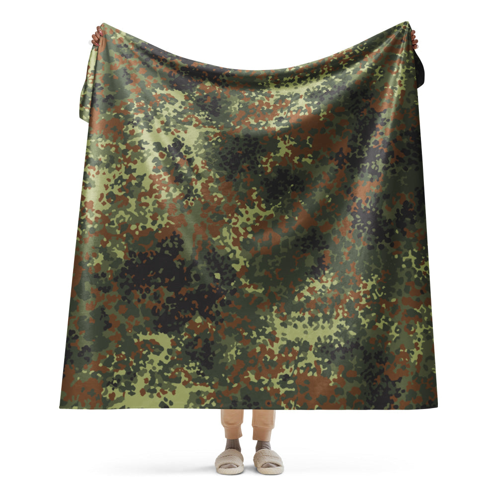 German Flecktarn Post 2005 CAMO Sherpa blanket - 60″×80″ - Blanket