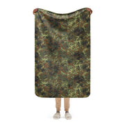 Flecktarn Bundeswehr Spring Woodland CAMO Sherpa Blanket - 37″×57″