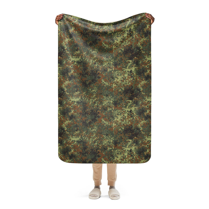 Flecktarn Bundeswehr Spring Woodland CAMO Sherpa Blanket - 37″×57″