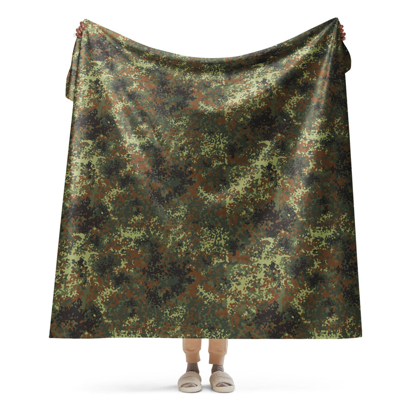 Flecktarn Bundeswehr Spring Woodland CAMO Sherpa Blanket - 60″×80″