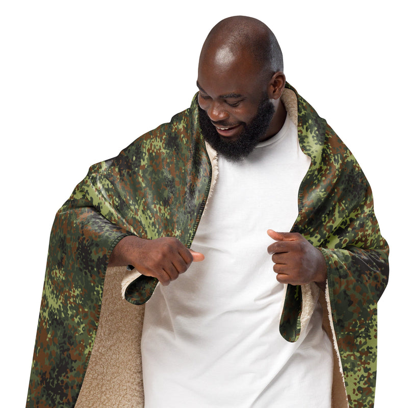 Flecktarn Bundeswehr Spring Woodland CAMO Sherpa Blanket
