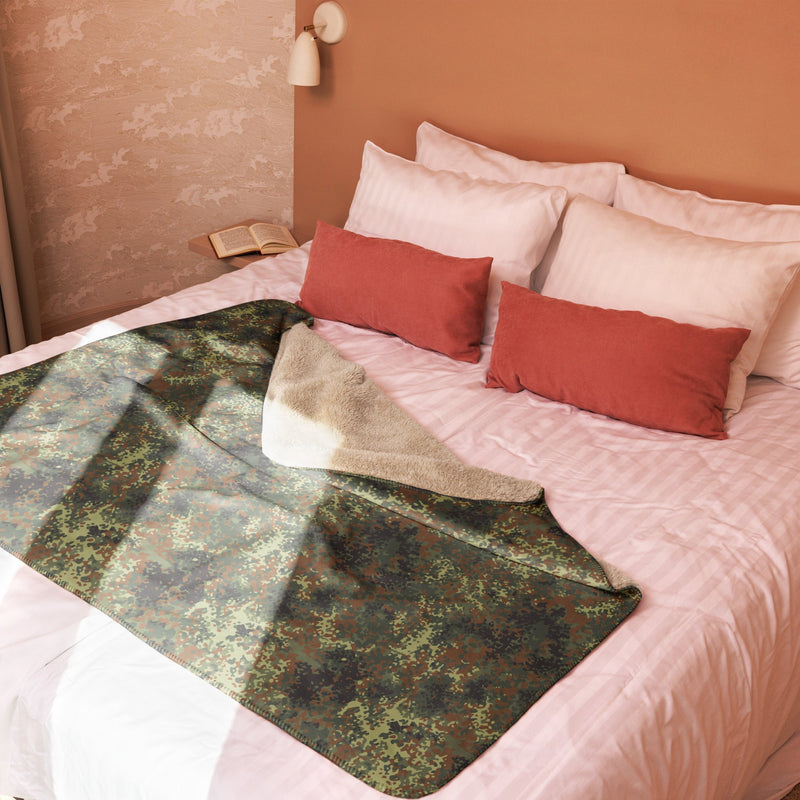 Flecktarn Bundeswehr Spring Woodland CAMO Sherpa Blanket