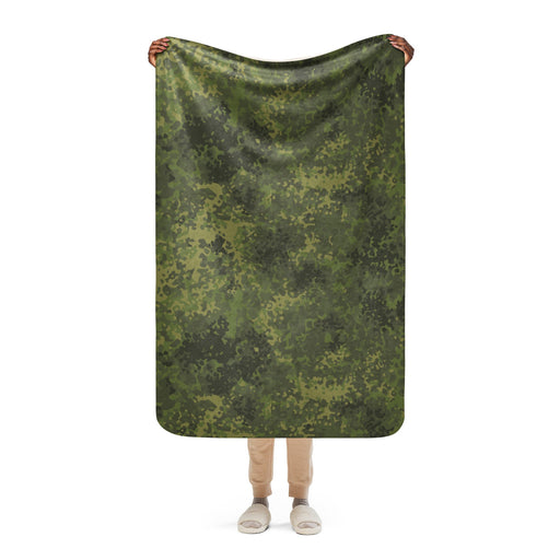 Flecktarn Bundeswehr Tropical CAMO Sherpa Blanket - 37″×57″