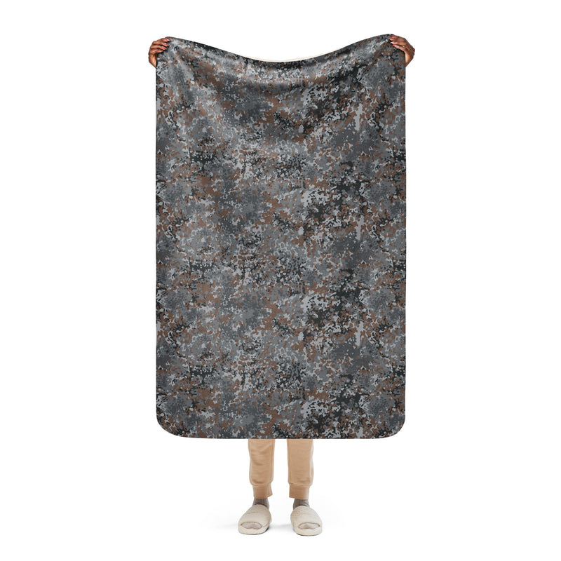 Flecktarn Bundeswehr Urban CAMO Sherpa Blanket - 37″×57″