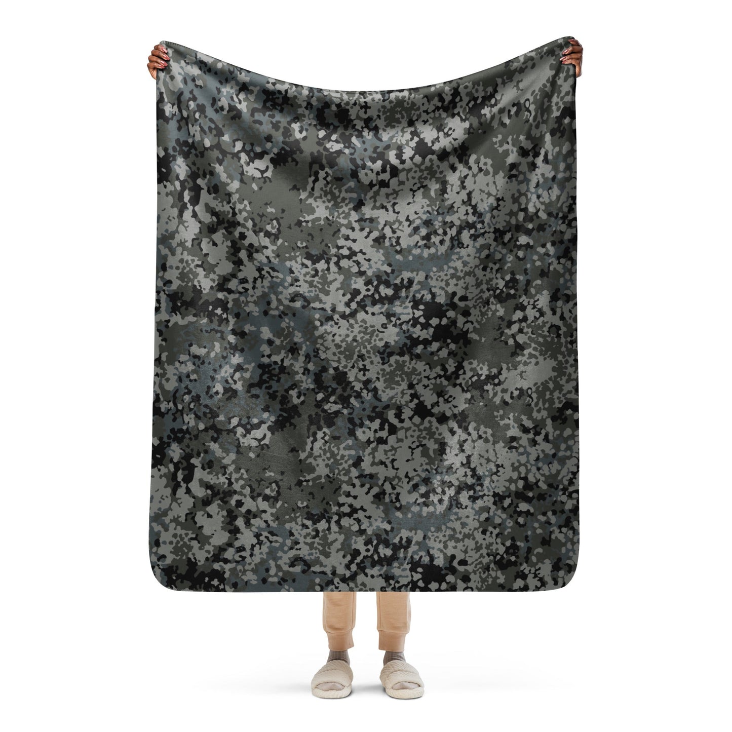 German Flecktarn Urban CAMO Sherpa blanket - 50″×60″ - Blanket