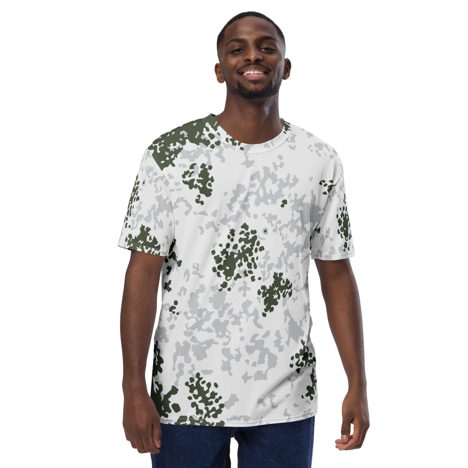 German Flecktarn Winter CAMO Mens t-shirt - T-Shirts