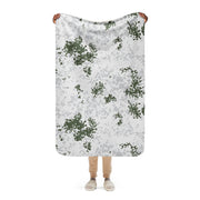 Flecktarn Bundeswehr Winter CAMO Sherpa Blanket - 37″×57″
