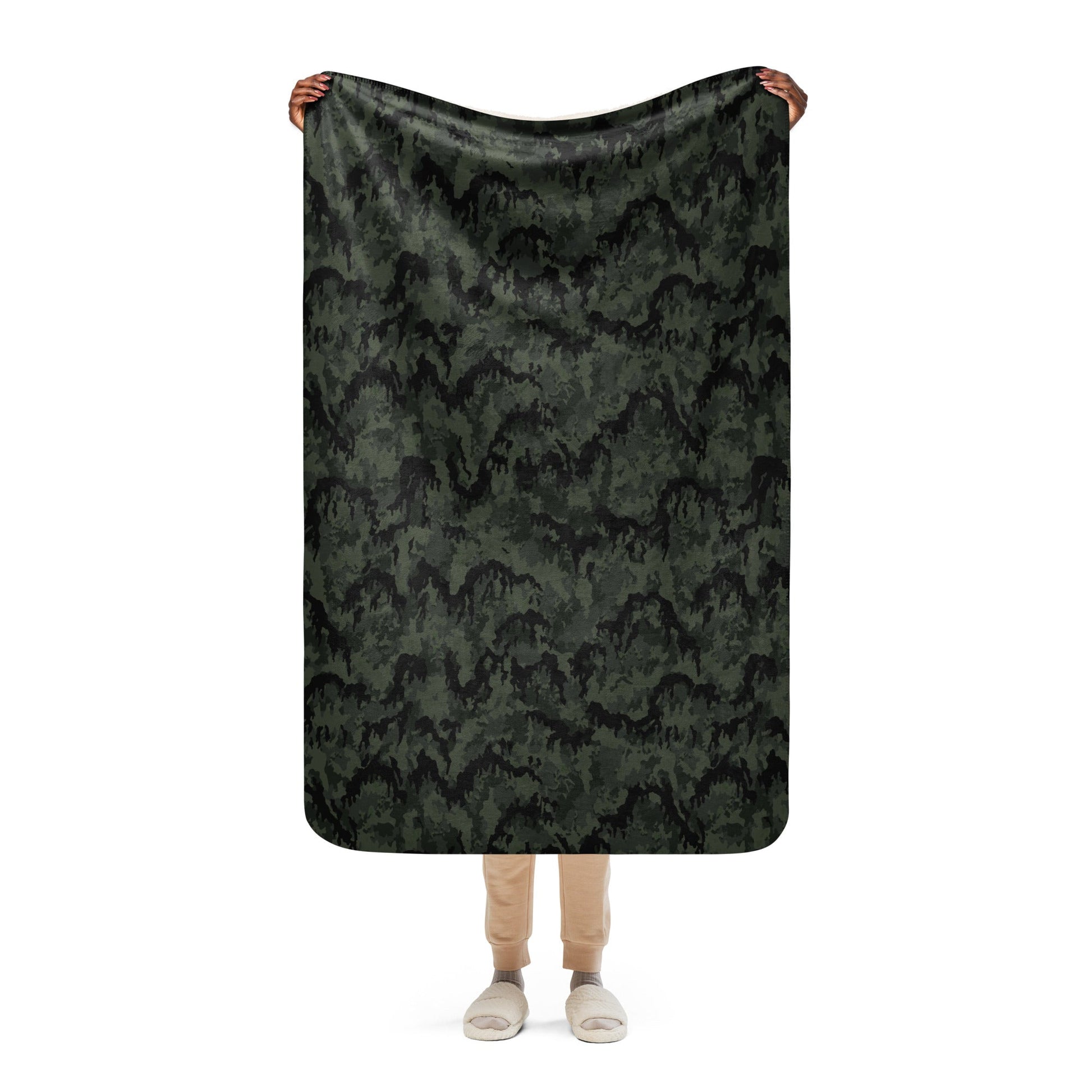 German Leibermuster Nachtjager CAMO Sherpa Blanket - 37″×57″