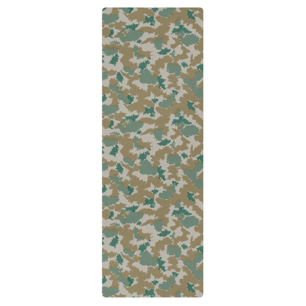 German M58 Flachentarn Blumentarn CAMO Yoga mat