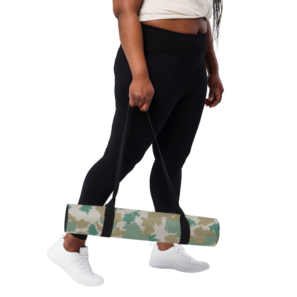 German M58 Flachentarn Blumentarn CAMO Yoga mat