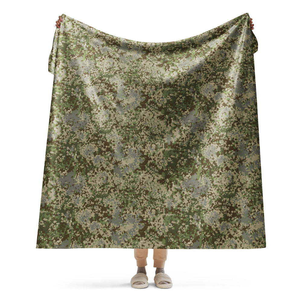 German Multitarn CAMO Sherpa blanket - 60″×80″ - Blanket