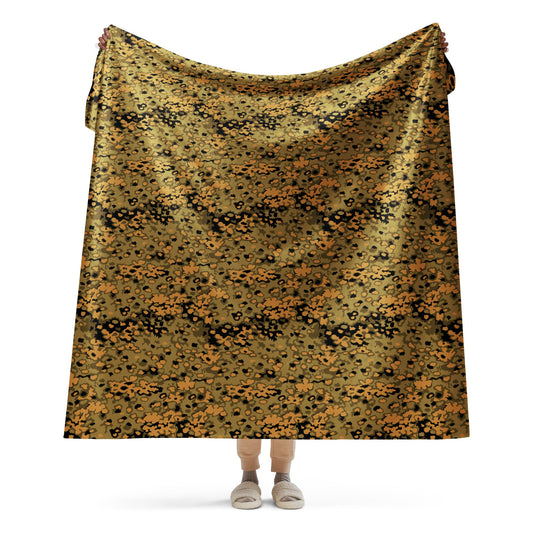 German Oak Leaf Eichenlaubmuster Autumn CAMO Sherpa blanket - 60″×80″ - Blankets