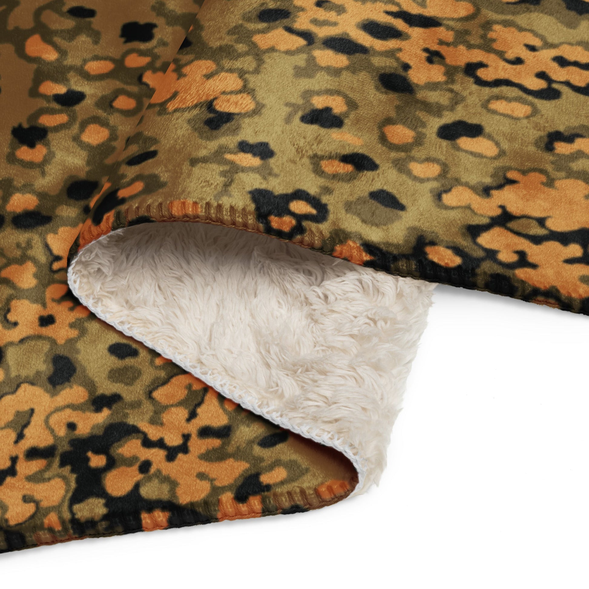 German Oak Leaf Eichenlaubmuster Autumn CAMO Sherpa blanket - Blankets