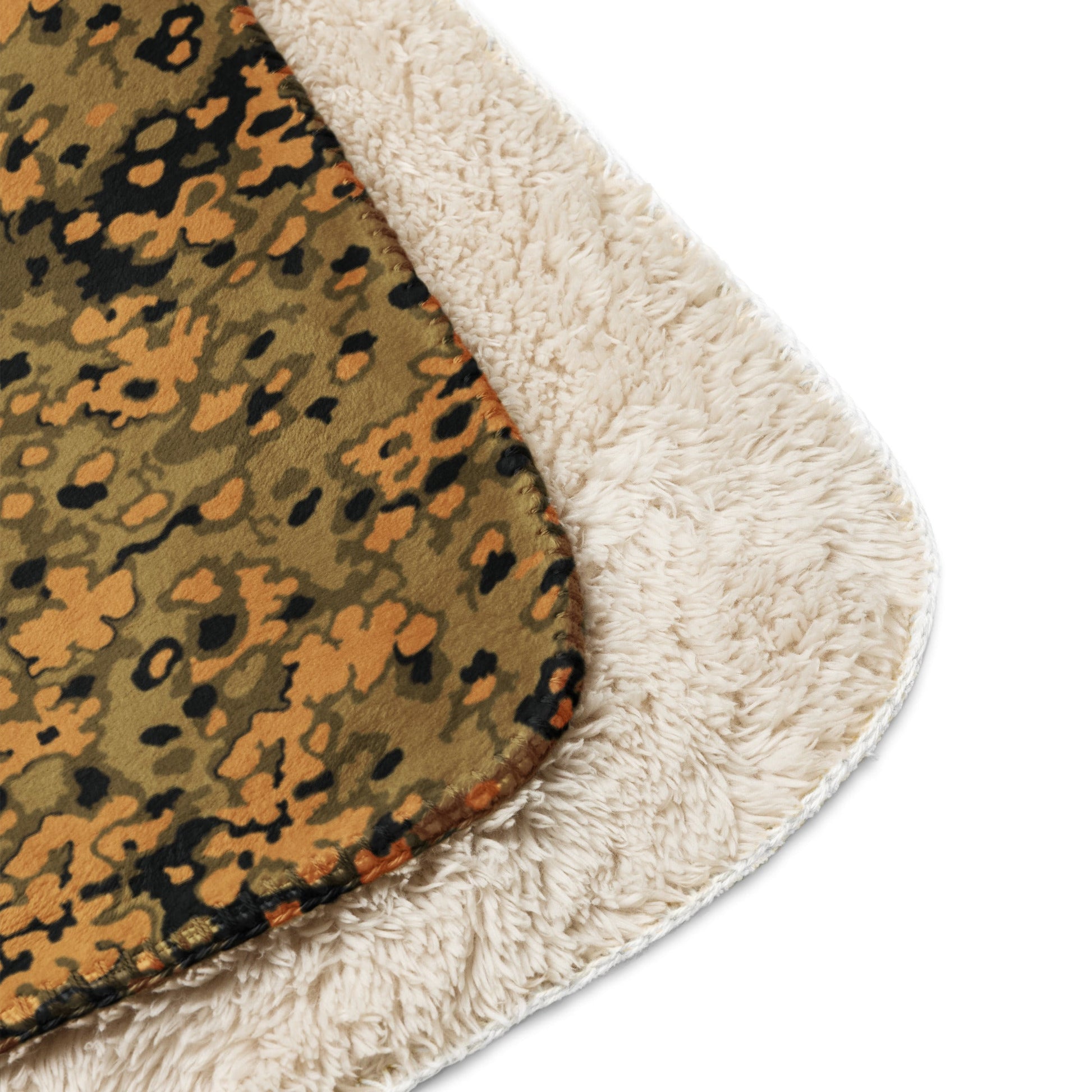 German Oak Leaf Eichenlaubmuster Autumn CAMO Sherpa blanket - Blankets