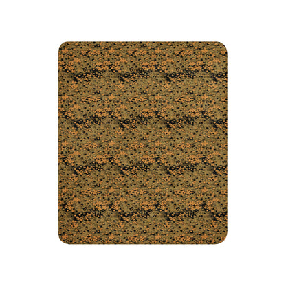 German Oak Leaf Eichenlaubmuster Autumn CAMO Sherpa Blanket