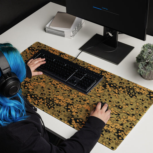 German Oak Leaf Eichenlaubmuster Autumn CAMO Universal Large Desk Pad