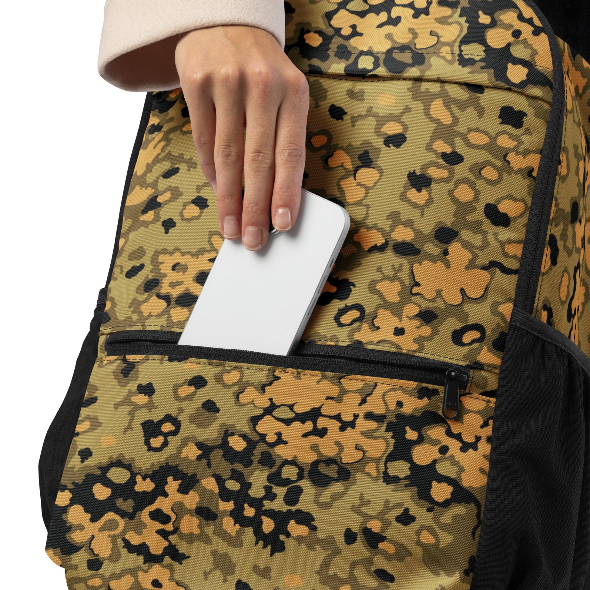 German Oak Leaf Eichenlaubmuster Autumn CAMO Utility Backpack