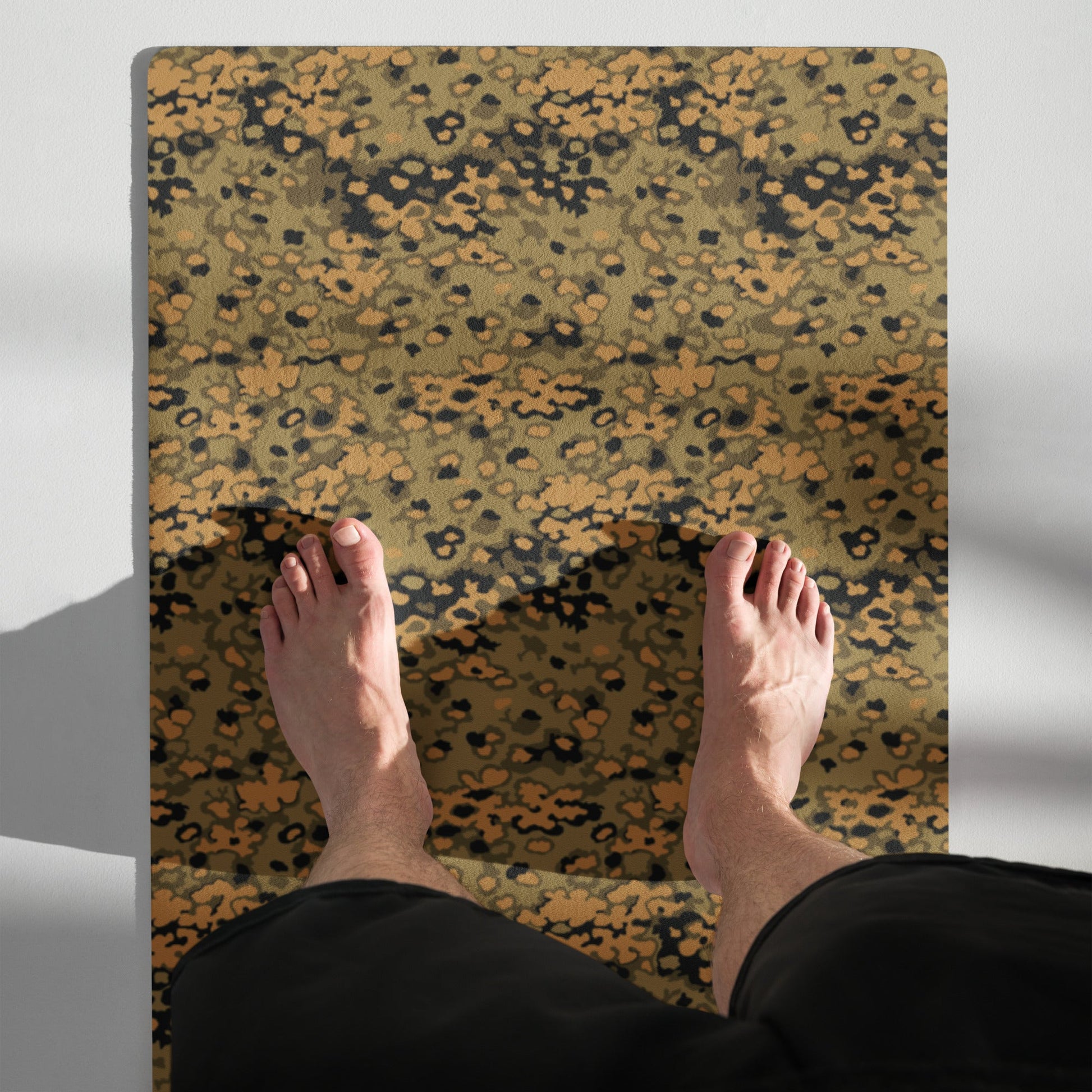 German Oak Leaf Eichenlaubmuster Autumn CAMO Yoga Mat