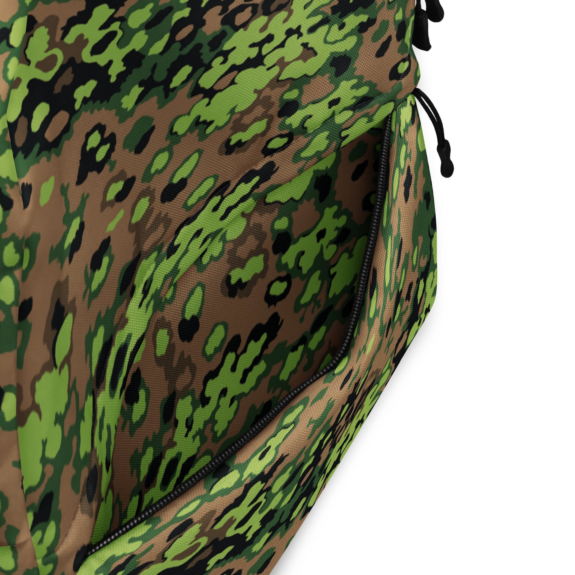 German Oak Leaf Eichenlaubmuster Spring CAMO Backpack