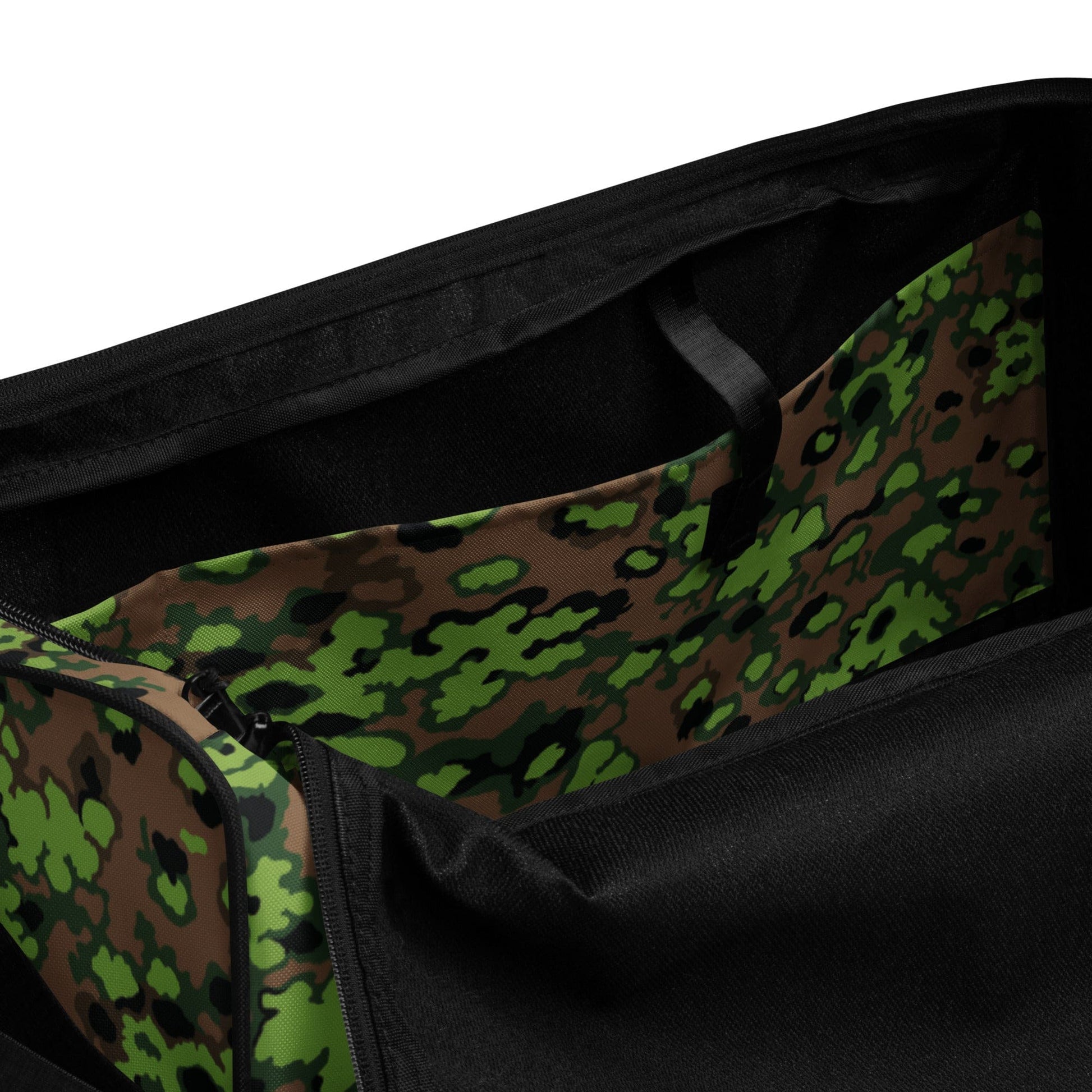 German Oak Leaf Eichenlaubmuster Spring CAMO Duffle bag - Bags