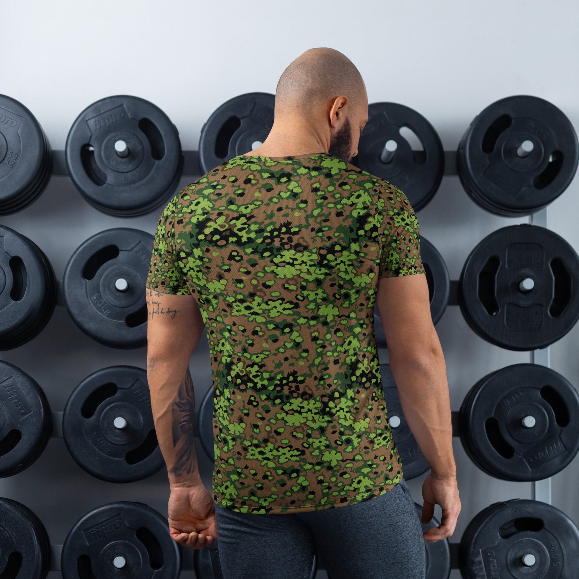 German Oak Leaf Eichenlaubmuster Spring CAMO Mens Athletic T-Shirt