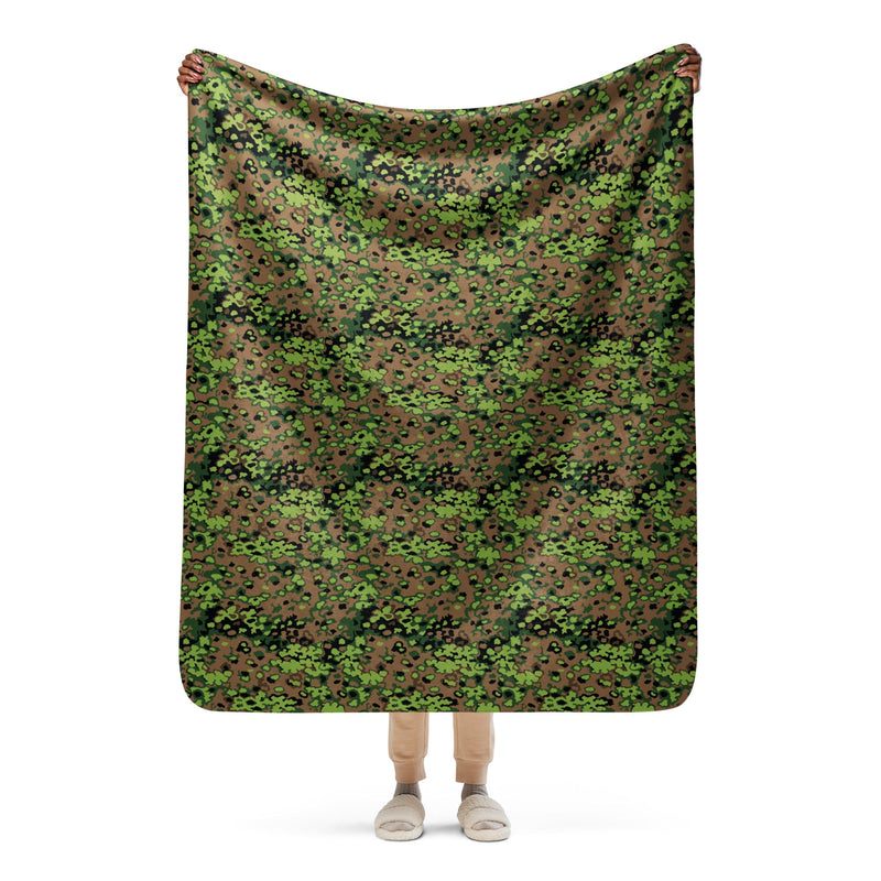 Oak Leaf Eichenlaubmuster Spring CAMO Sherpa Blanket - 50″×60″