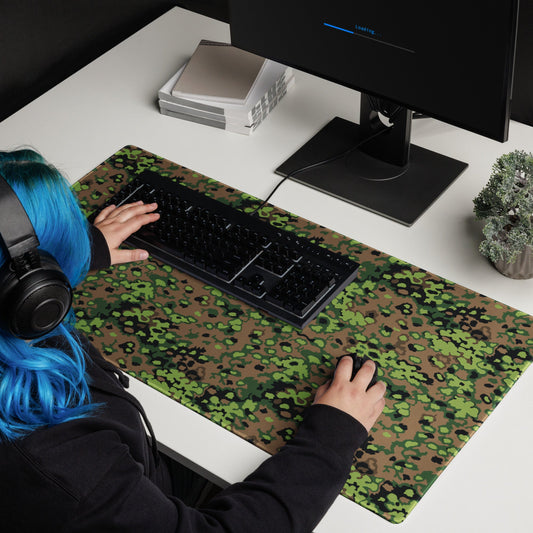 German Oak Leaf Eichenlaubmuster Spring CAMO Universal Large Desk Pad