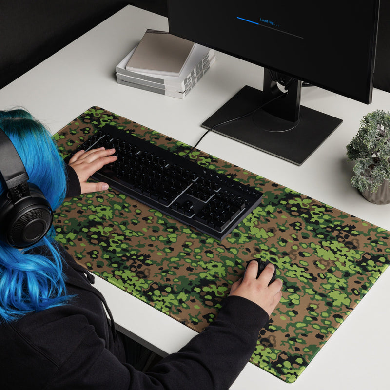 Oak Leaf Eichenlaubmuster Spring CAMO Universal Large Desk Pad