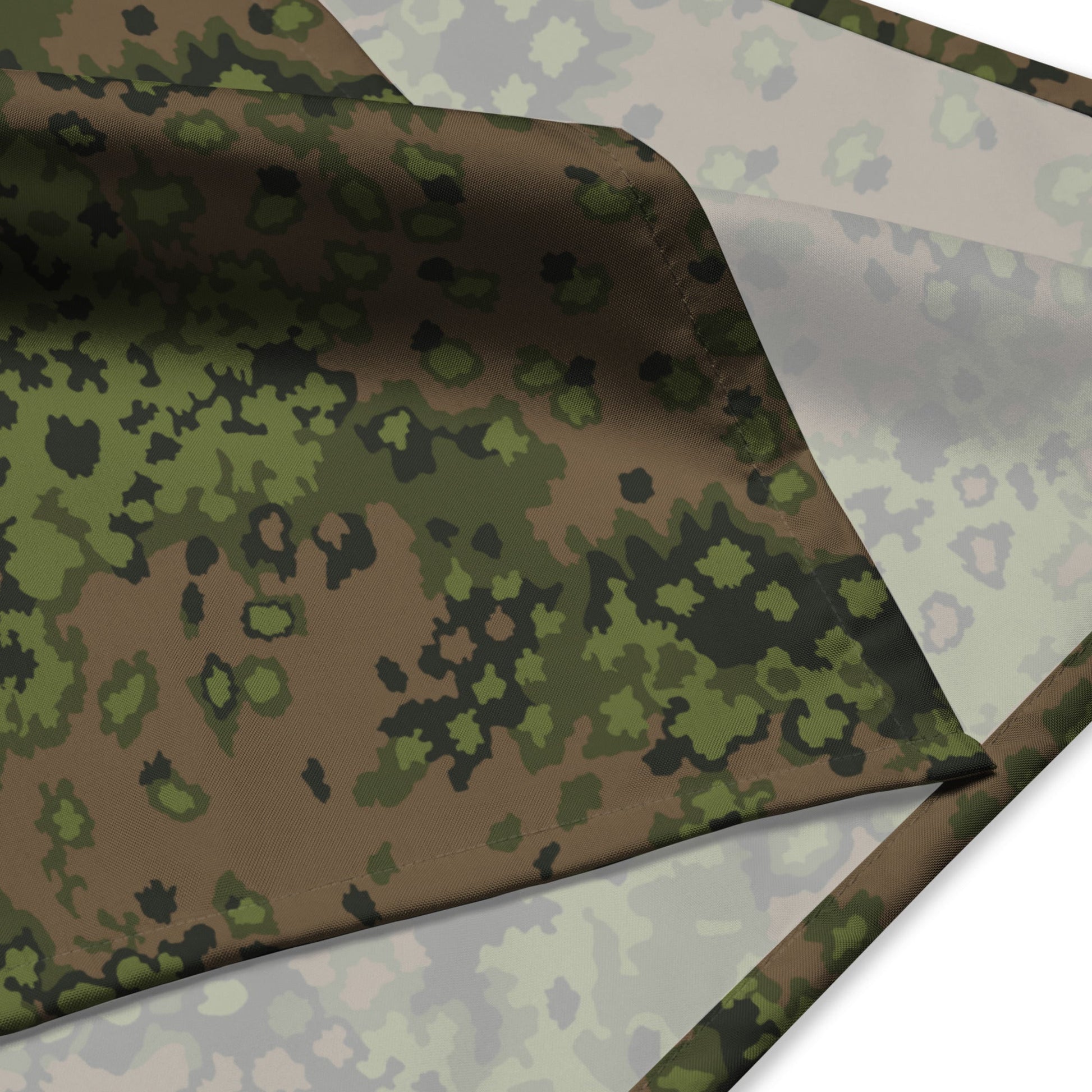 German Oak Leaf Eichenlaubmuster Summer CAMO Bandana
